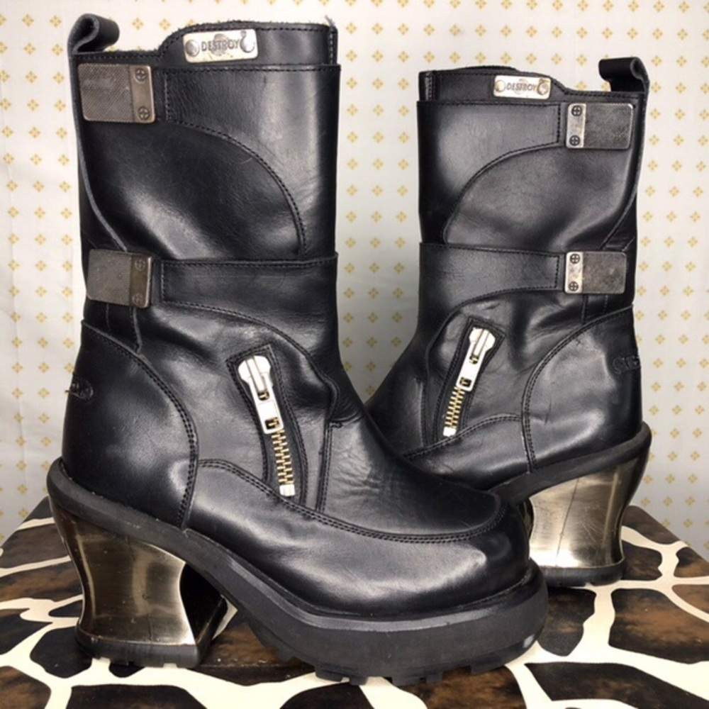 METAL CHUNKY HEEL BOOTS from DESTROY
